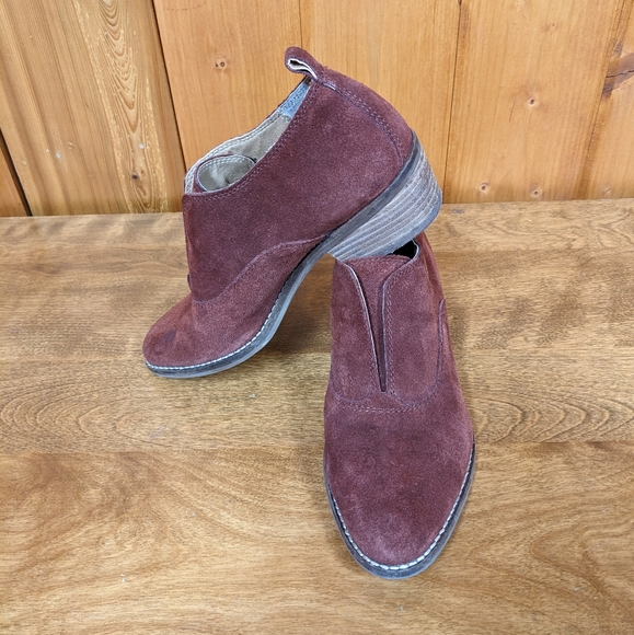 Lucky Brand Burgundy Ankle Boots - Picture 2 of 15